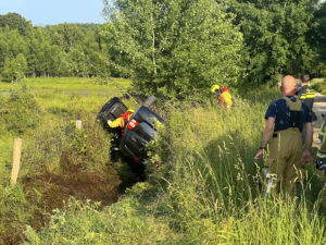 Automobiliste vlucht na crash in sloot