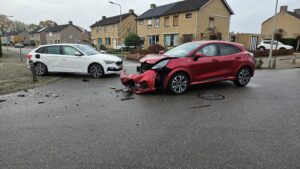 Forse schade aan voertuigen na aanrijding