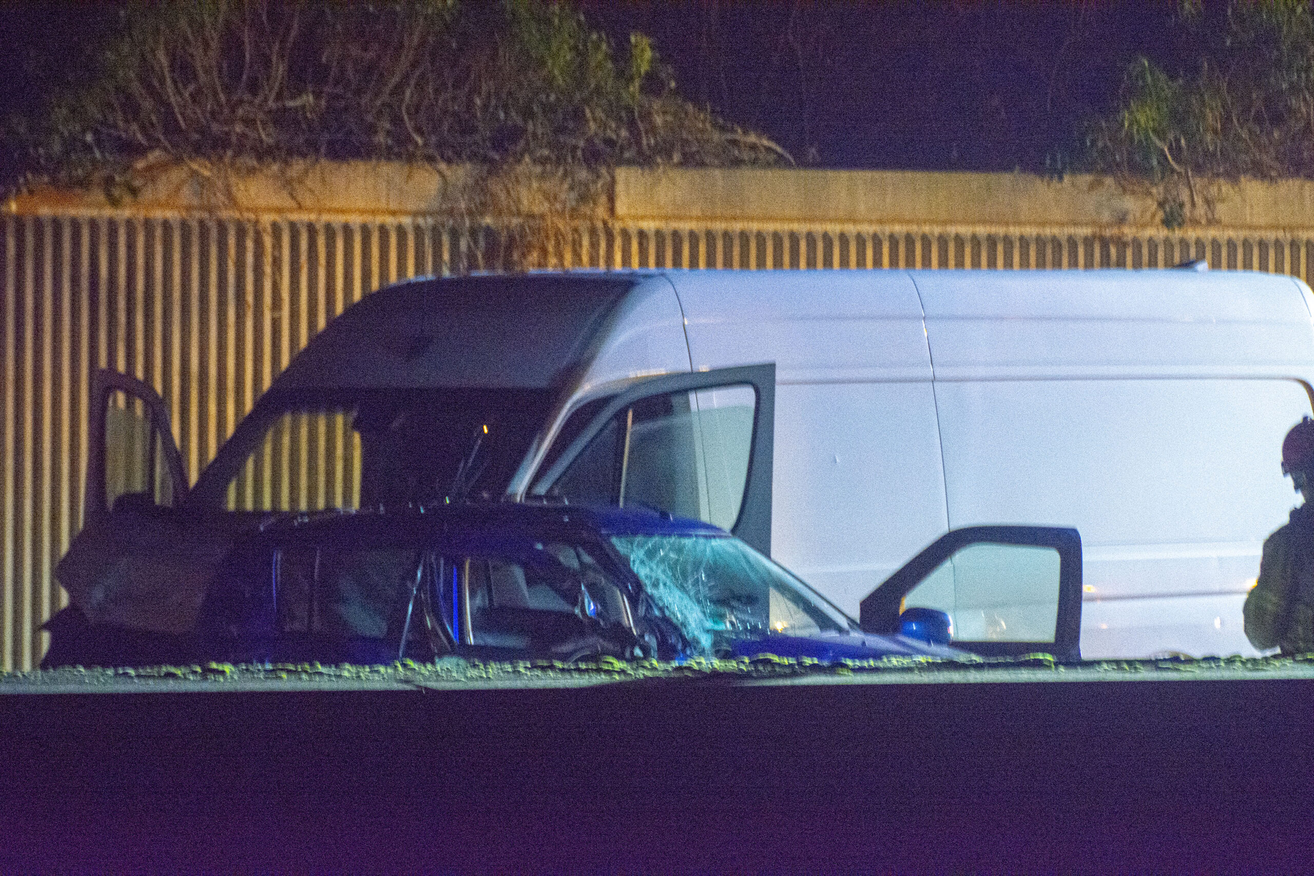 Ongeval met bestelbus en personenauto in file A73